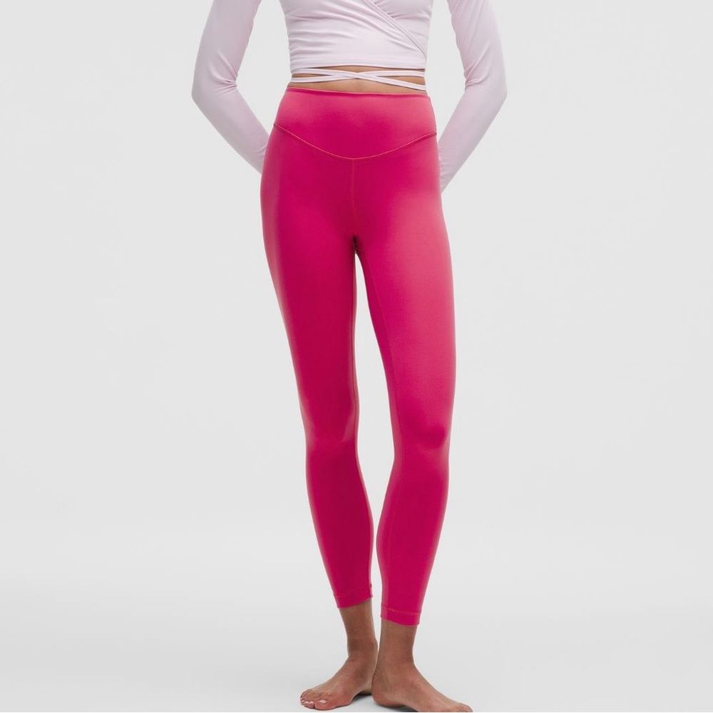 BNWOT Lululemon Wunder Under smooth cove high rise leggings 25” SIZE 4